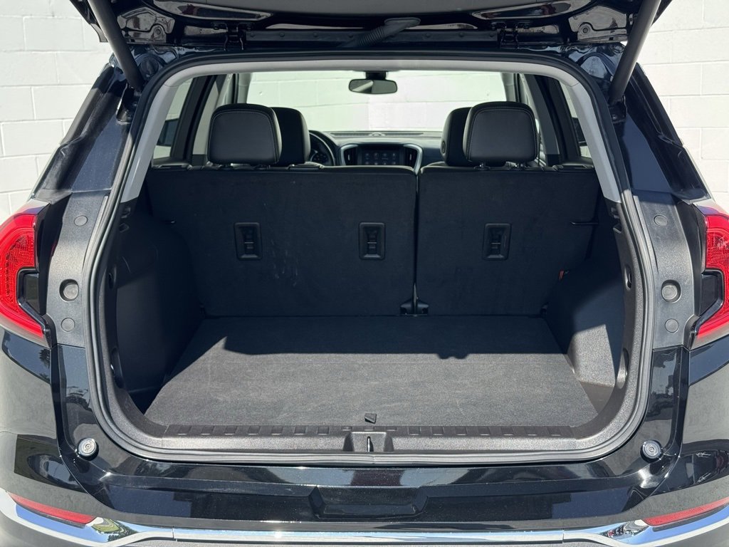 2024 Toyota RAV4 SLT photo 14