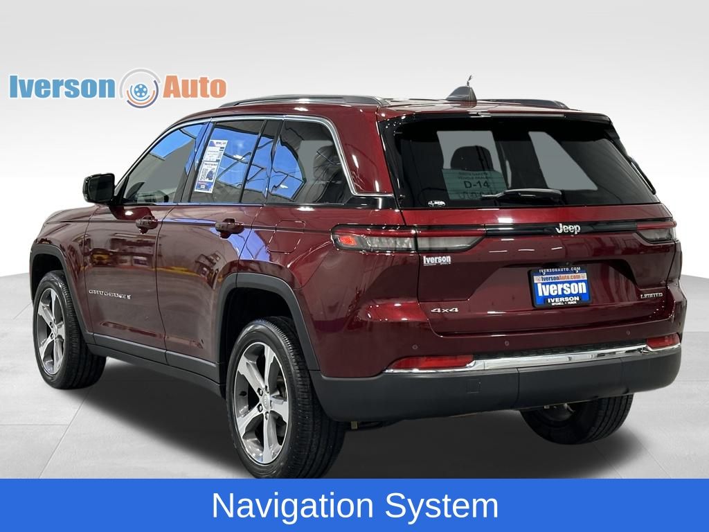 2023 Jeep Grand Cherokee Limited photo 3