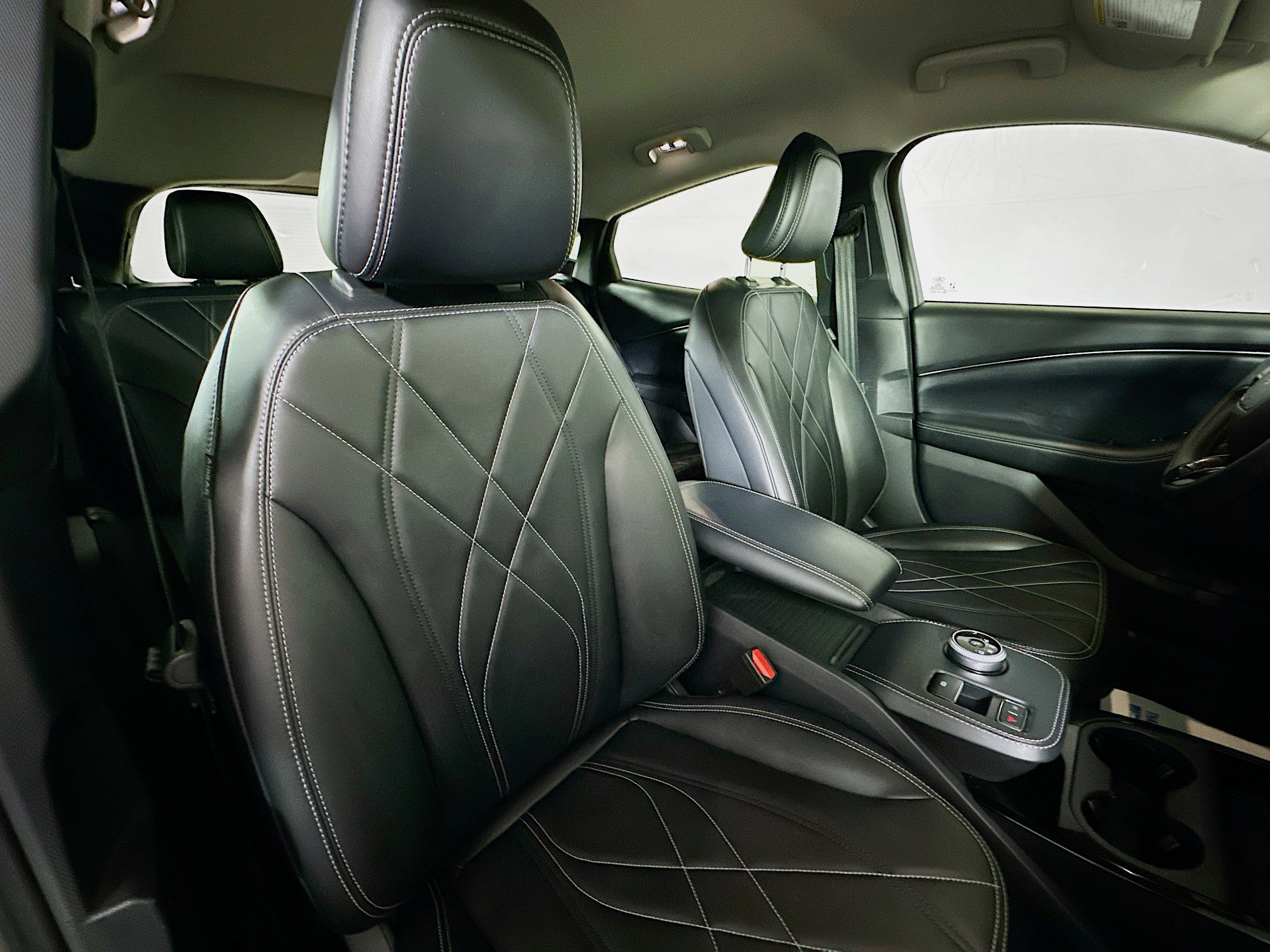 2021 Ford Mustang Mach-E Select photo 25