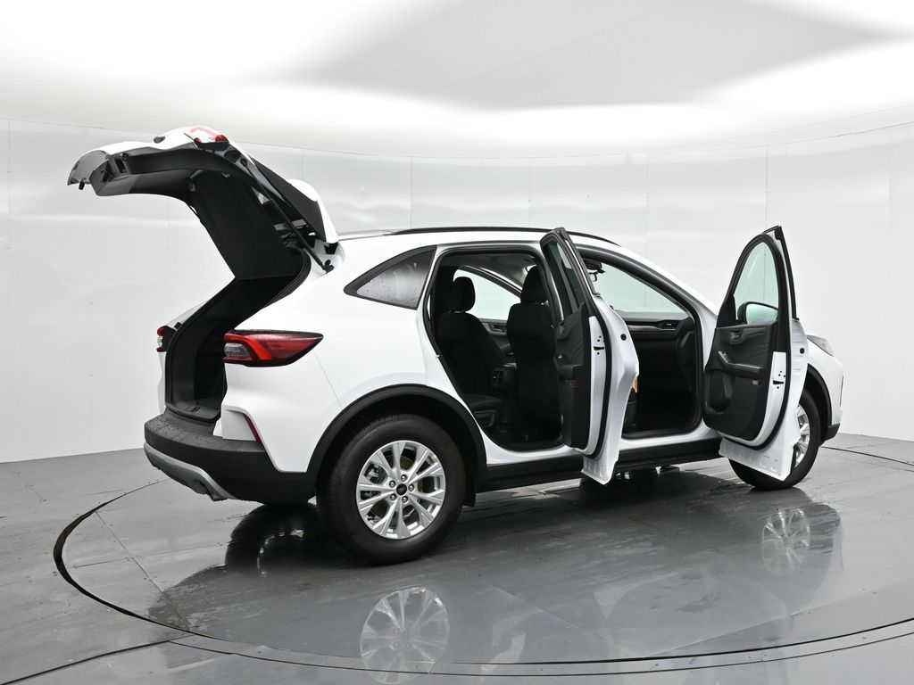 2025 Ford Escape Active photo 4