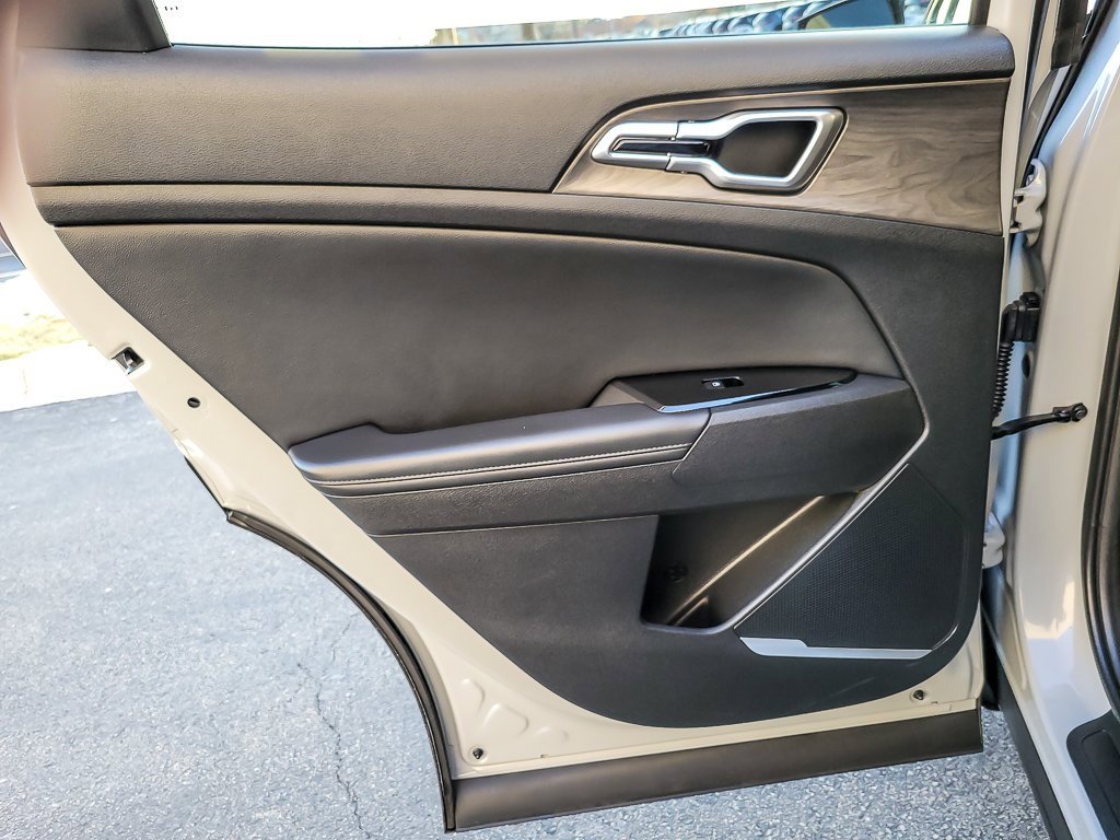 2024 KIA SPORTAGE - Image 18