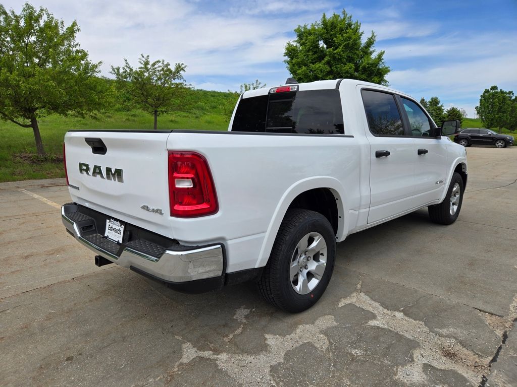 2025 Ram 1500 Big Horn Lone Star photo 3