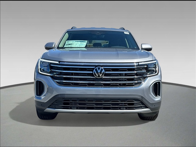 2026 Volkswagen Atlas SE Technology photo 2