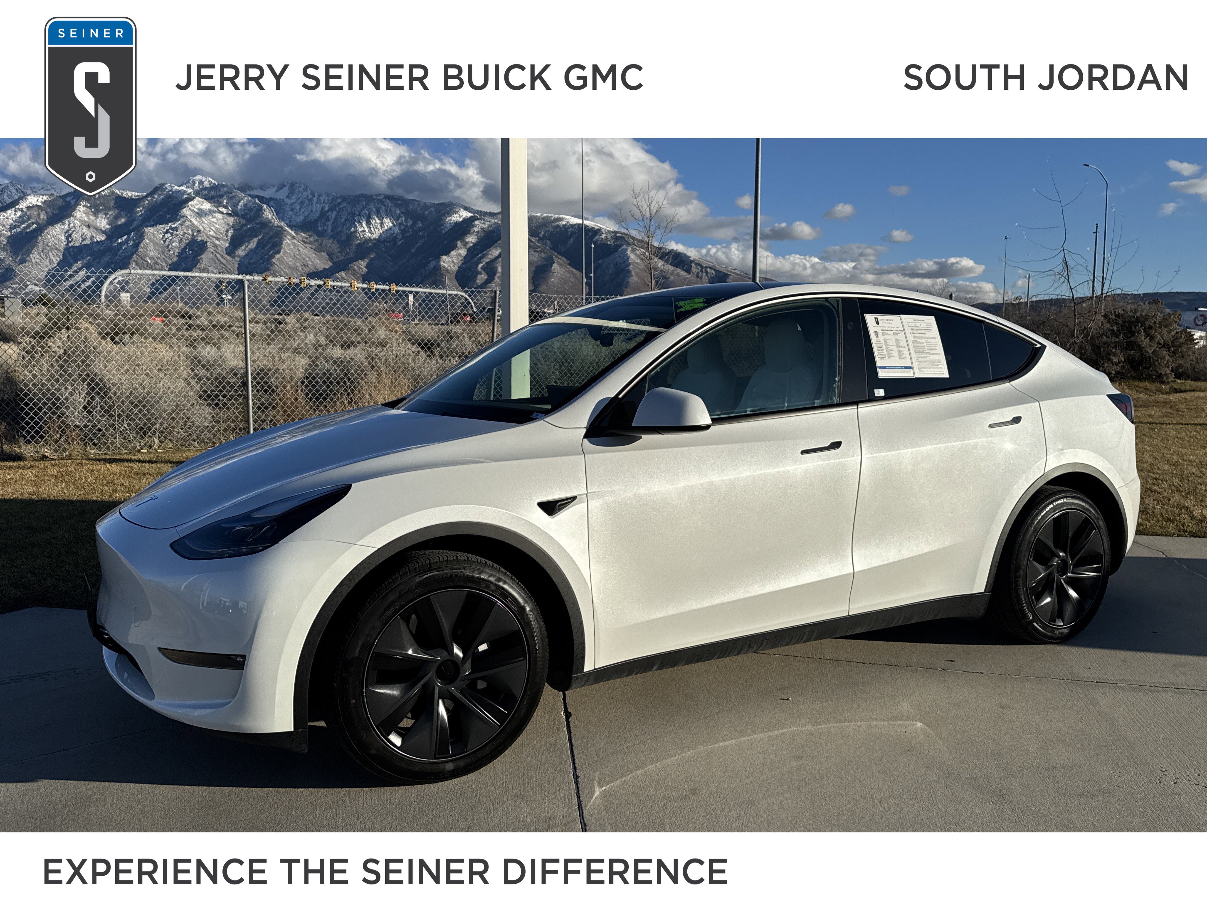 2024 Tesla Model Y Long Range's photo