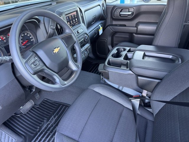 2026 Chevrolet Silverado 1500 Custom photo 7