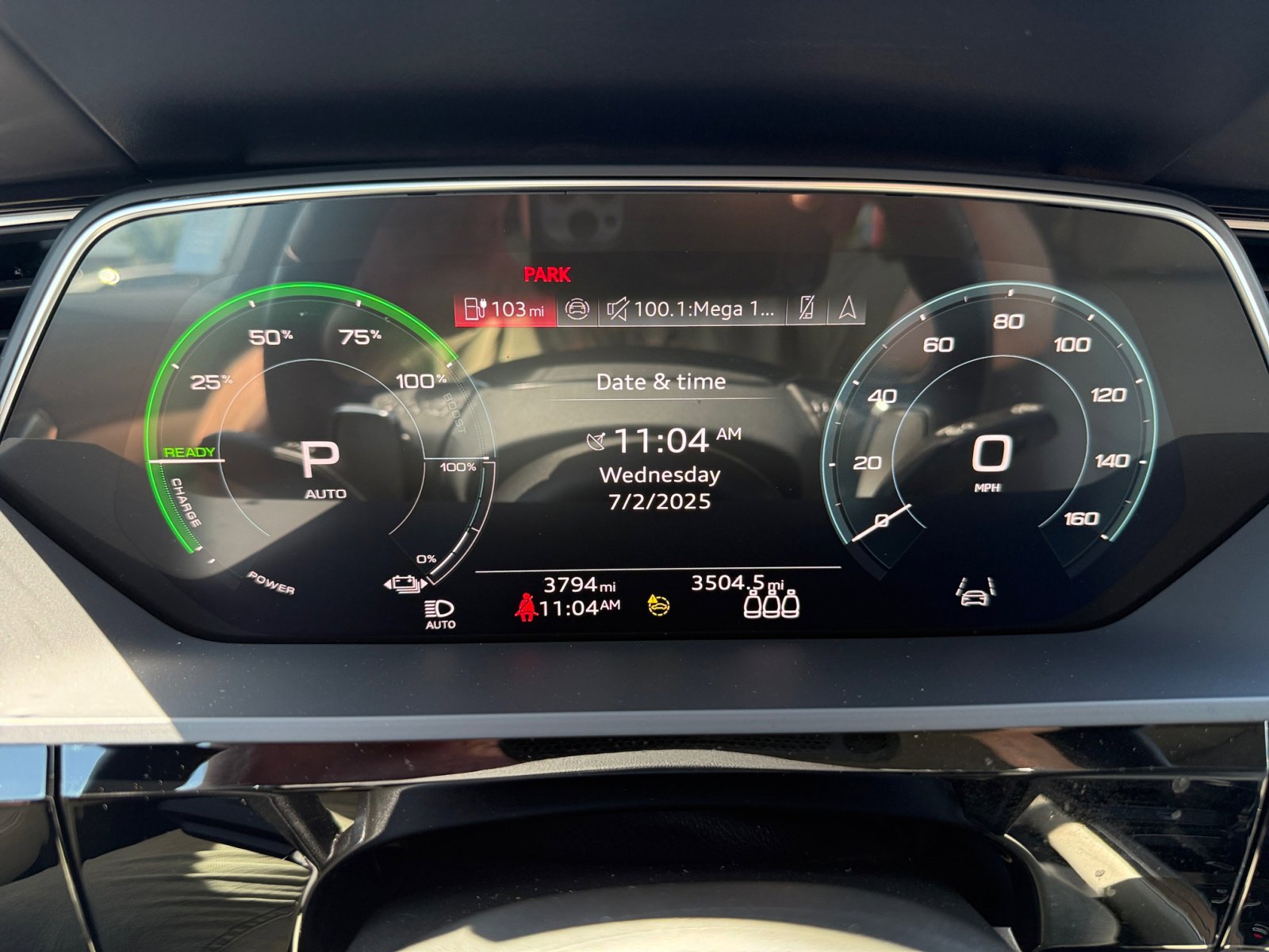 2024 Audi Q8 E-tron Prestige photo 9