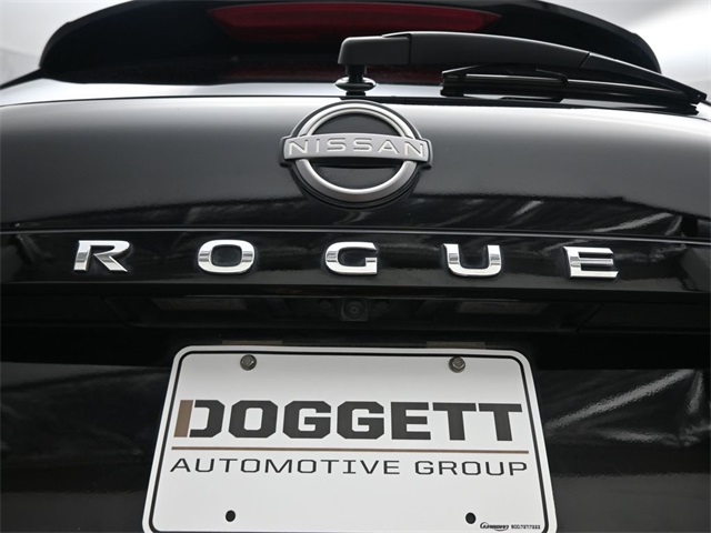 2023 Nissan Rogue SV photo 12