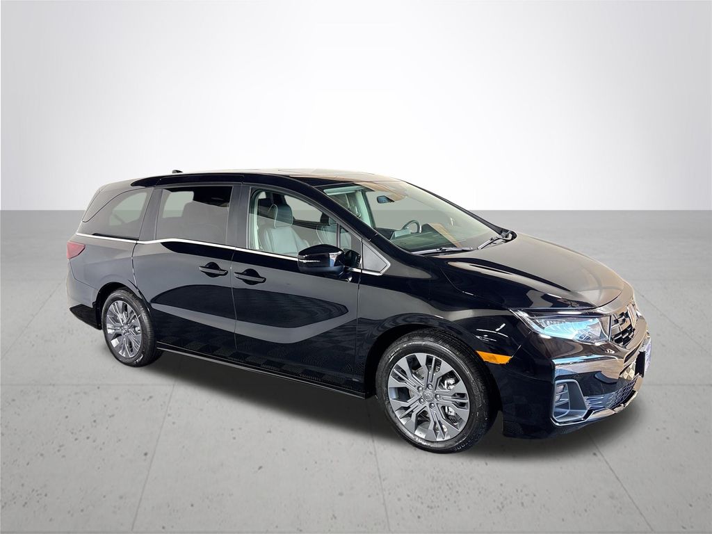 2026 Honda Odyssey Touring photo 4