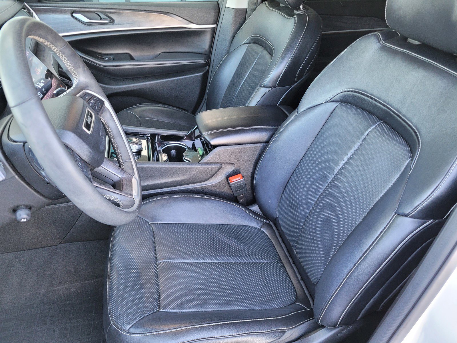 2023 Jeep Grand Cherokee Limited photo 15