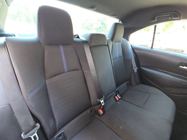 2022 Toyota Corolla SE photo 12