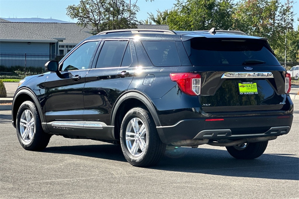 2022 Ford Explorer XLT photo 3
