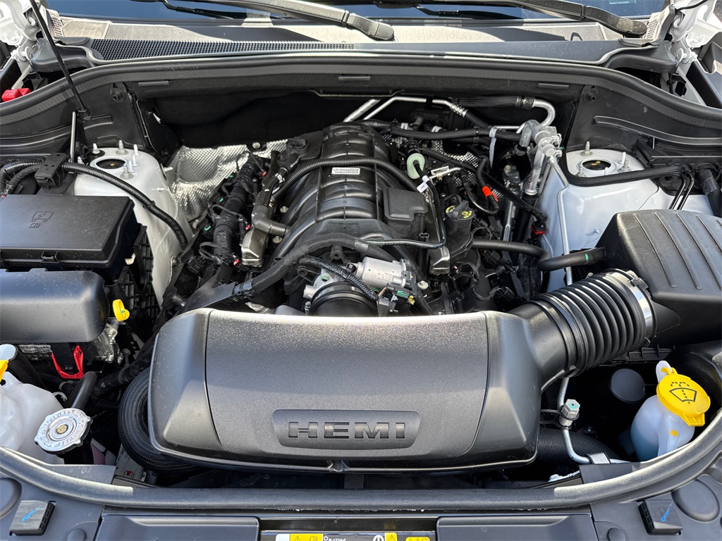 2025 Dodge Durango R/T Plus photo 12