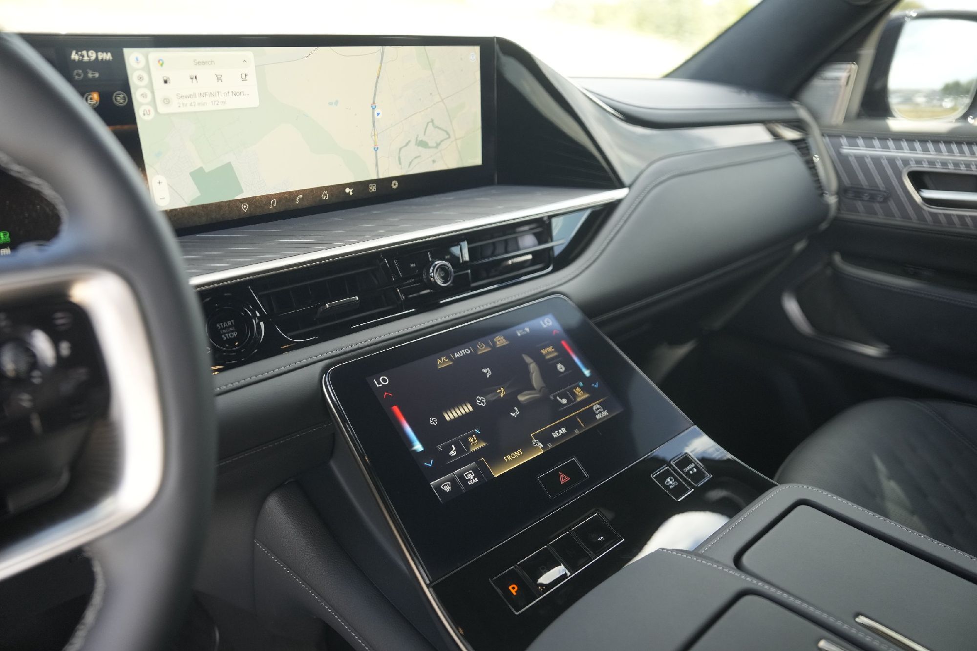 2025 Infiniti QX80 photo 9