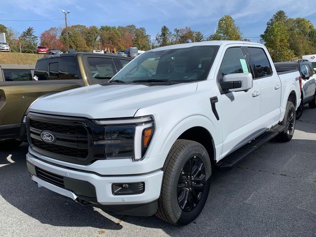 2025 Ford F-150 Lariat photo 3
