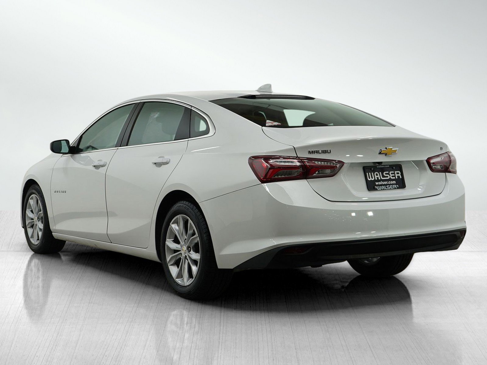 2020 Chevrolet Malibu 1LT photo 2