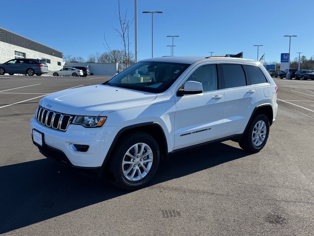 2022 Jeep Grand Cherokee WK Laredo E's photo