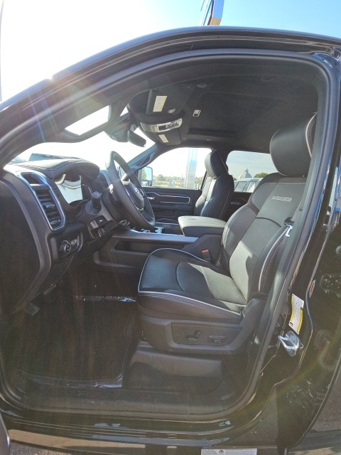 2025 Ram 2500 Laramie photo 20