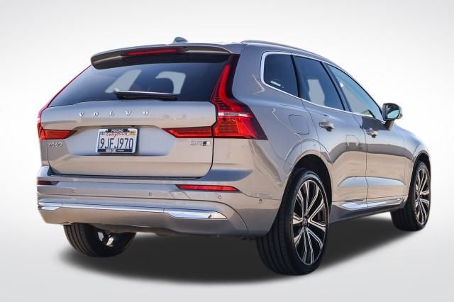 2023 Volvo XC60 B5 Ultimate photo 4