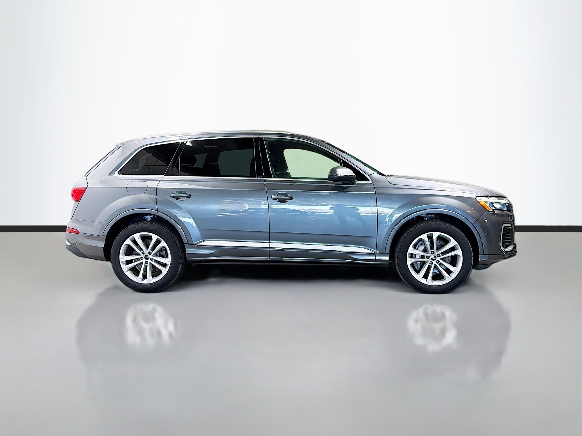 2025 Audi Q7 Premium 45 photo 3