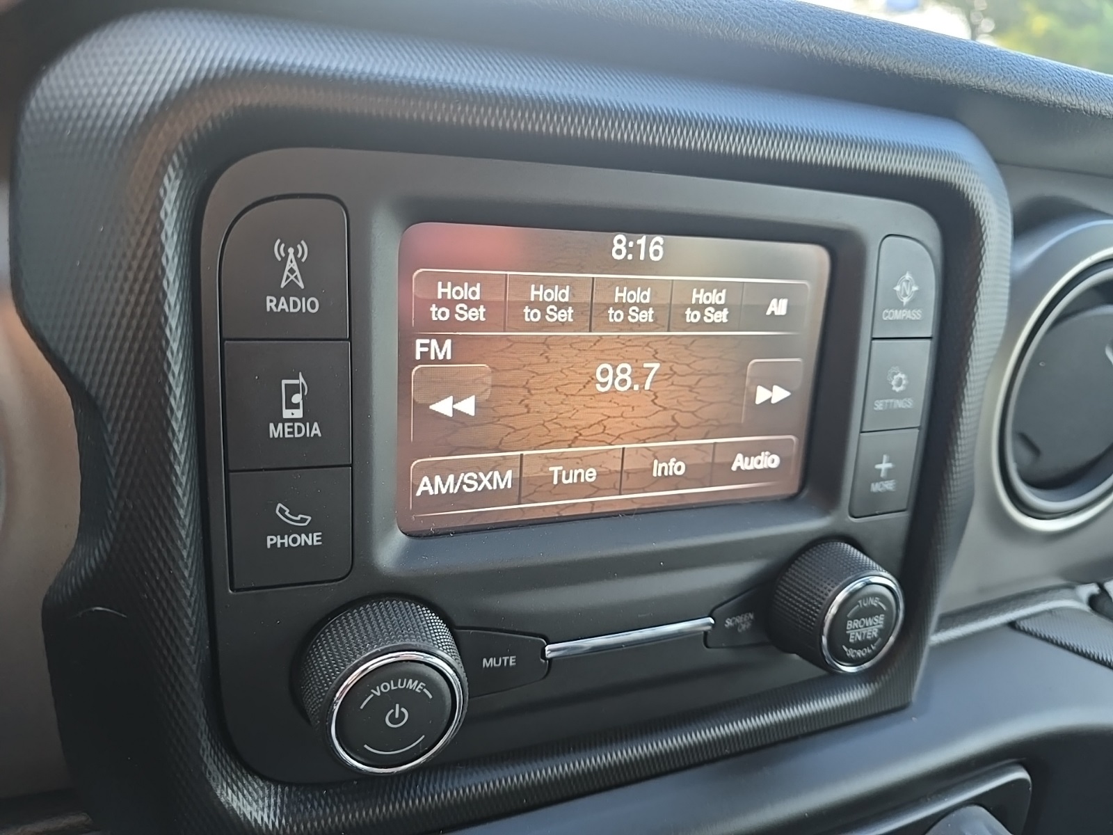 2020 Jeep Wrangler Unlimited Sport photo 18