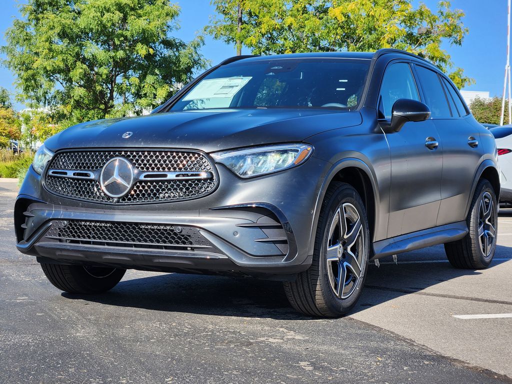 2026 Mercedes Benz GLC 300 4MATIC photo 4