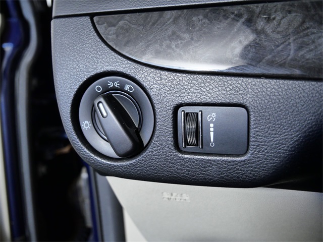 2012 Dodge Grand Caravan SE photo 22