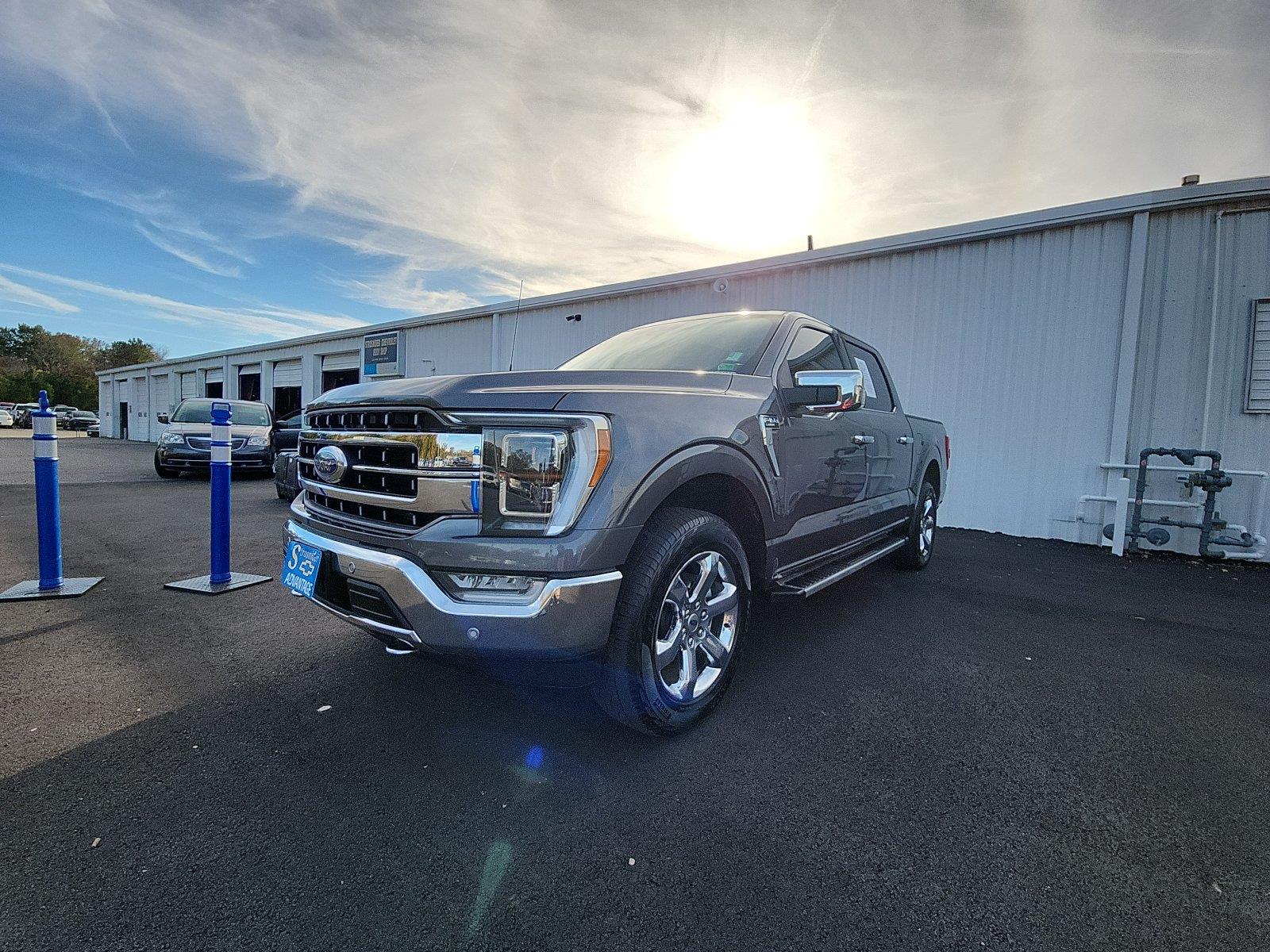 2022 Ford F-150 Lariat's photo