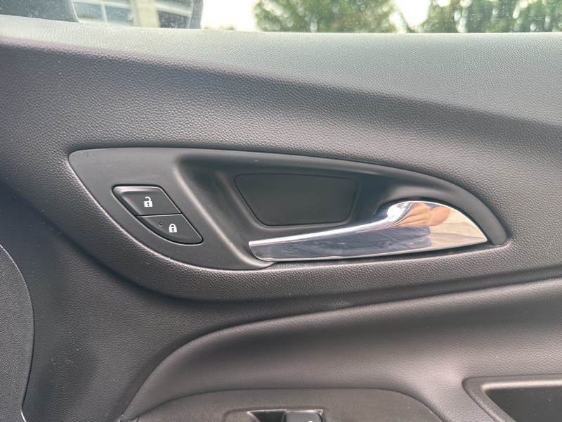 2021 Chevrolet Equinox LT photo 43