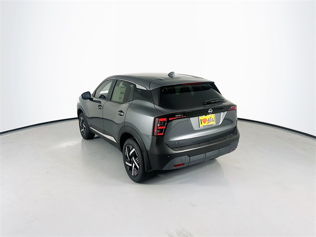 2025 Nissan Kicks SV photo 3