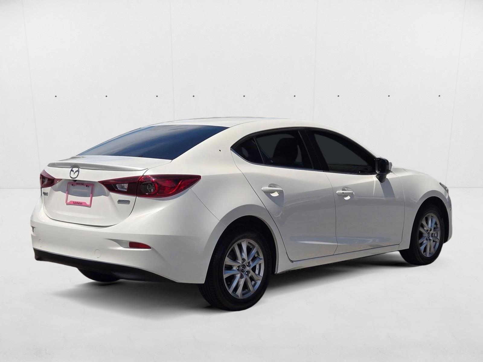 2015 Mazda Mazda3 Touring photo 5