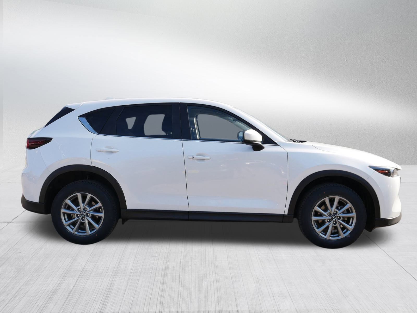 2022 Mazda CX-5 2.5 Select photo 8