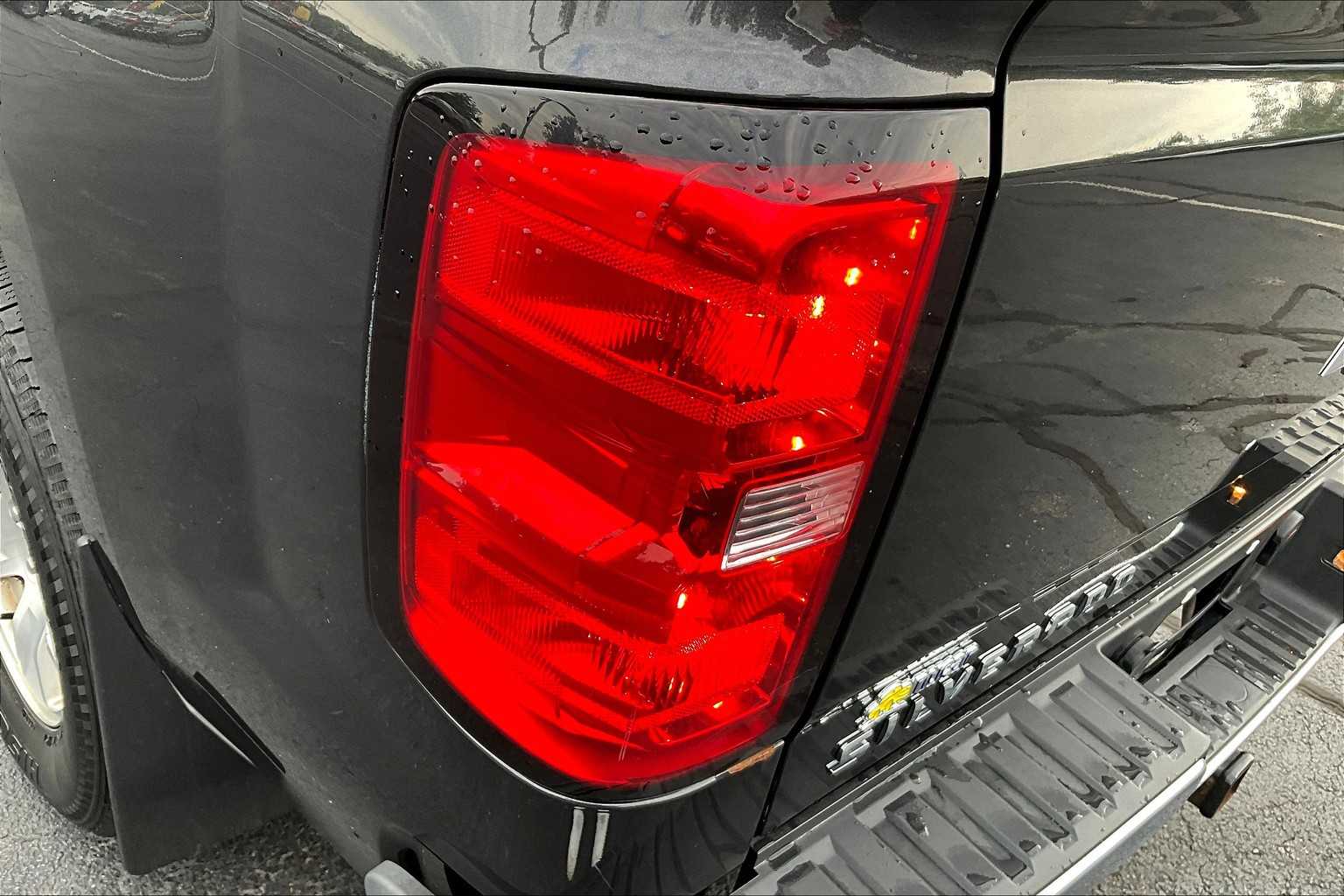 2016 Chevrolet Silverado 1500 LT photo 32