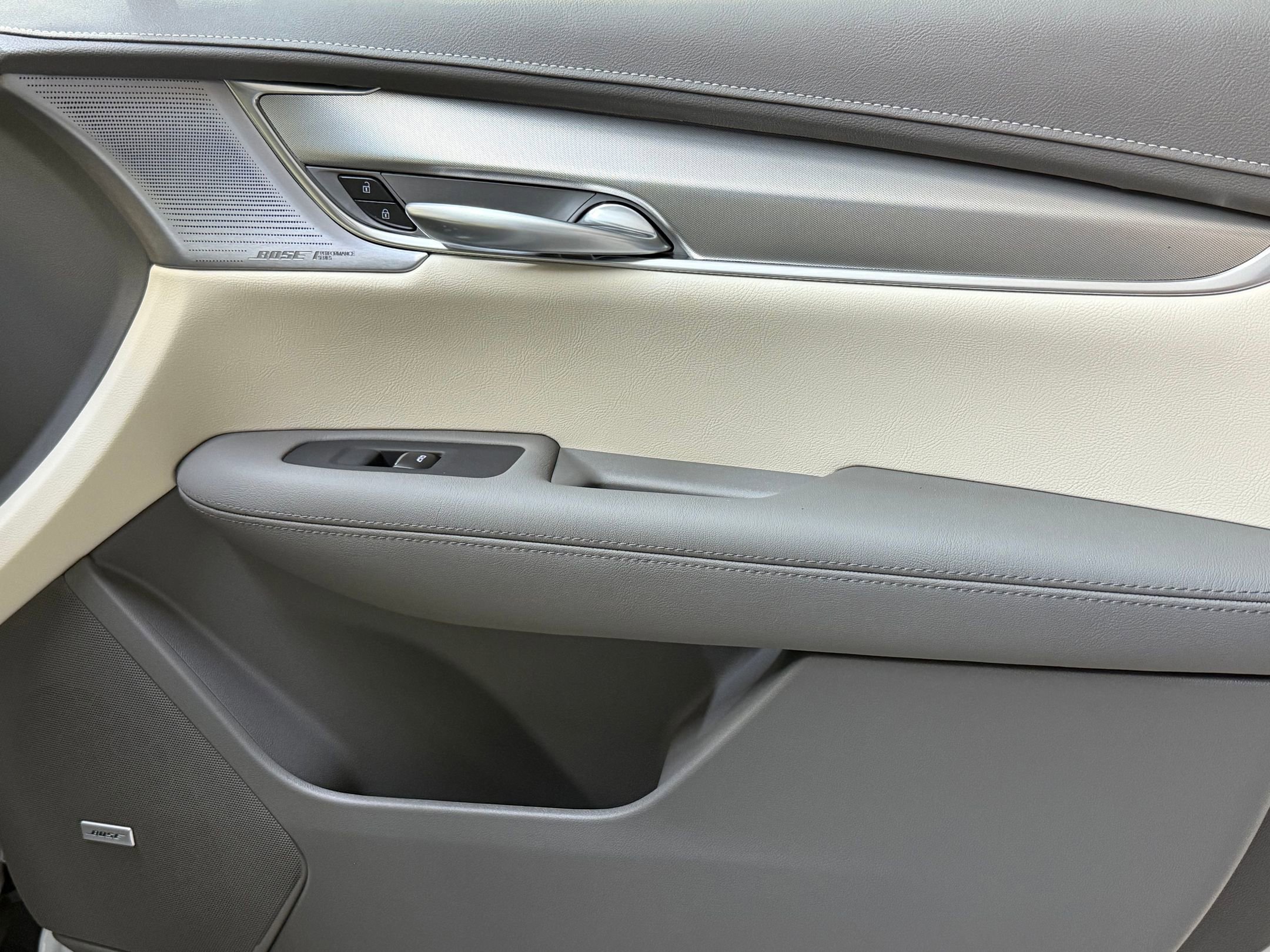 2025 Cadillac XT5 Premium Luxury photo 43