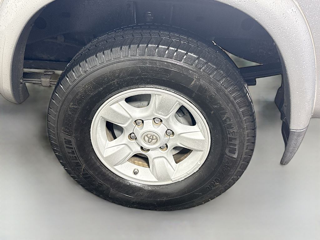 2006 Toyota Tundra SR5 photo 26