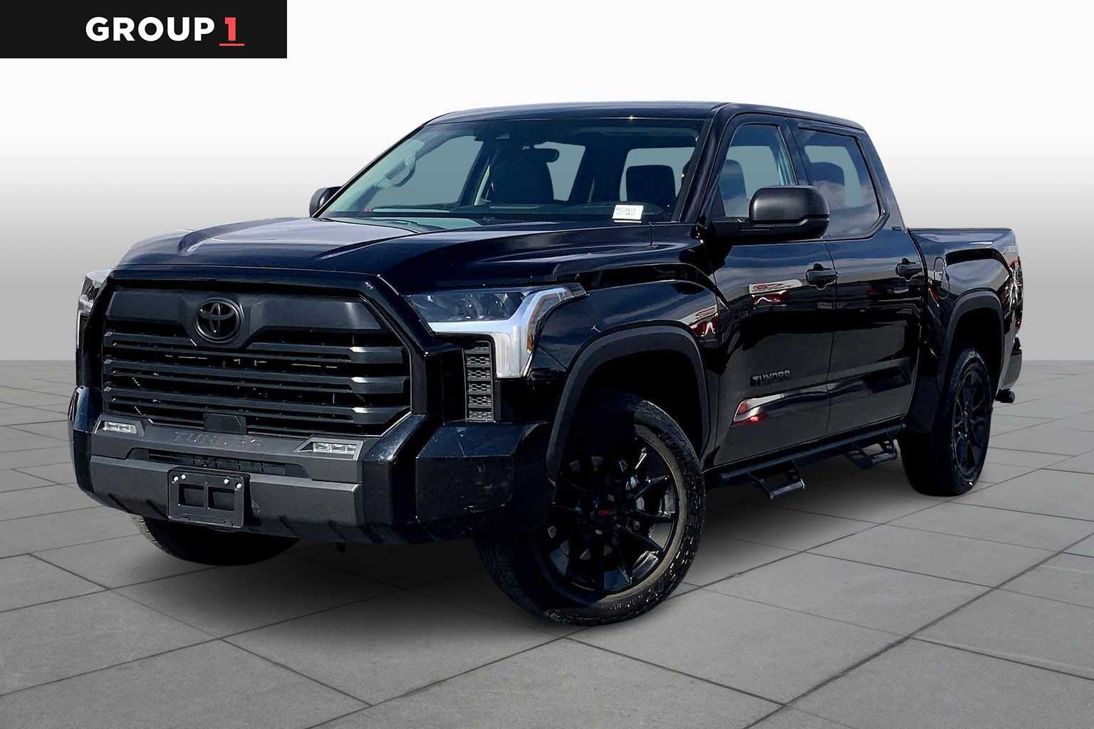 2023 Toyota Tundra SR5's photo