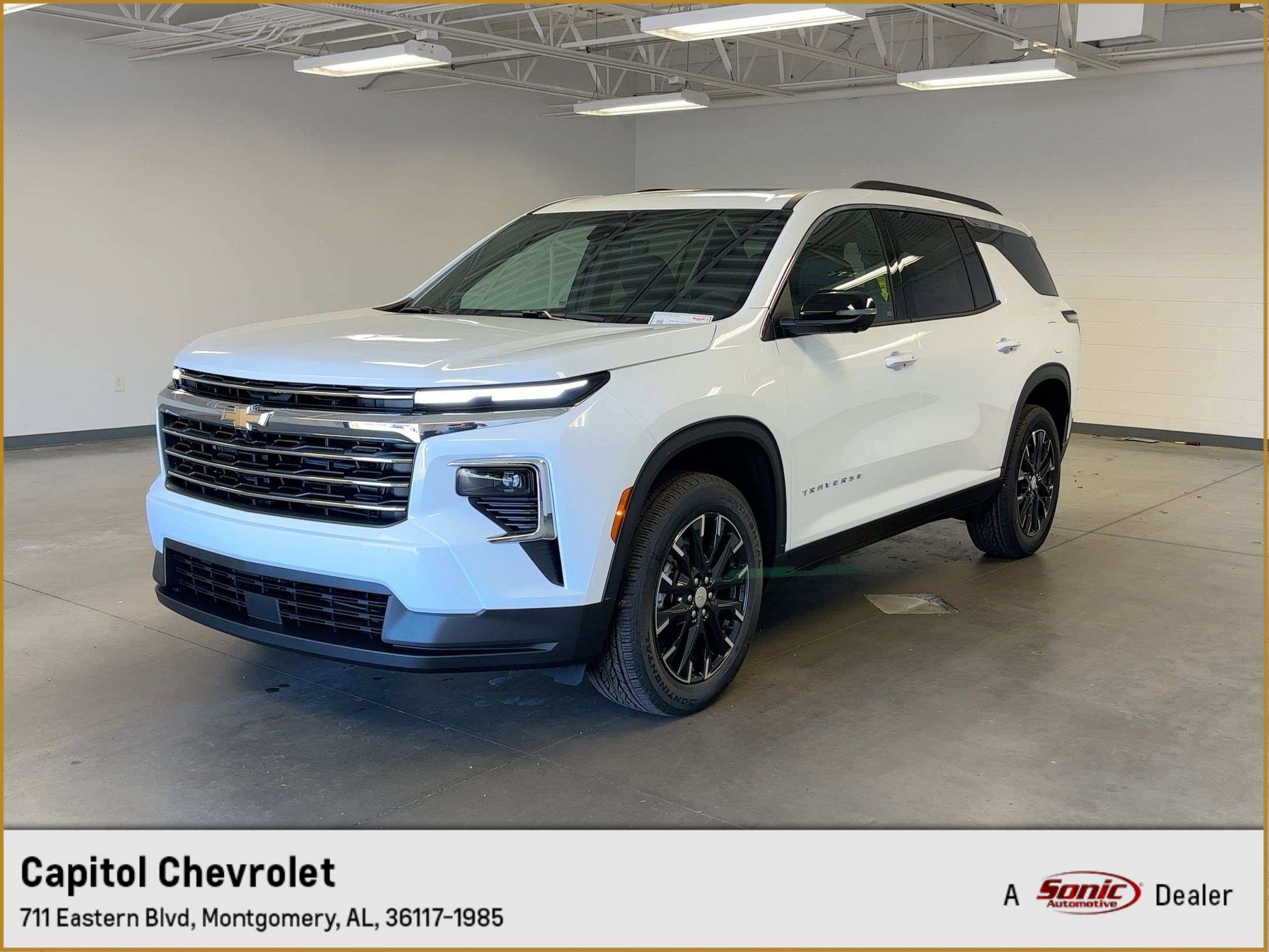 2026 Chevrolet Traverse LT's photo