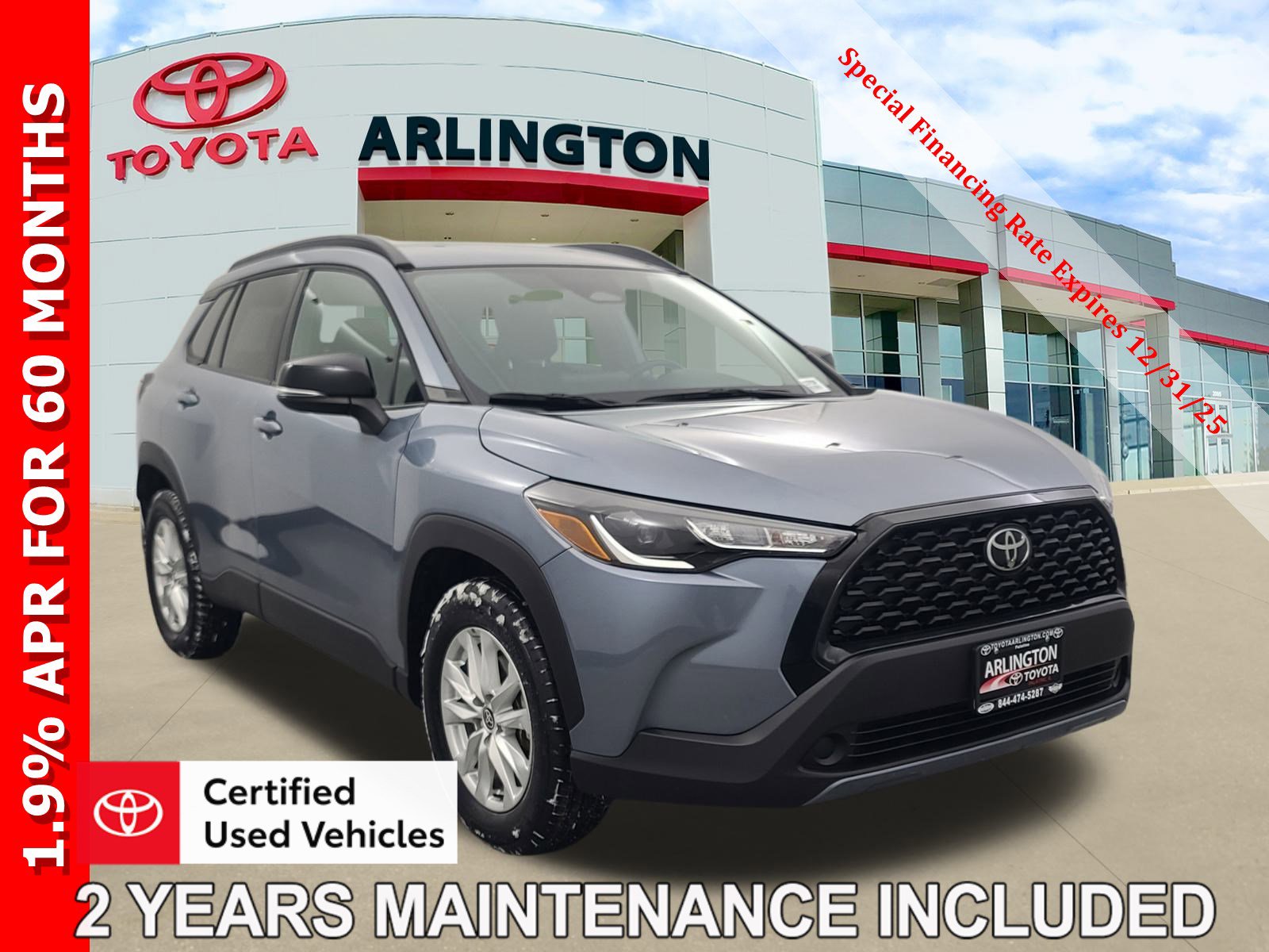 2025 Toyota Corolla Cross LE's photo