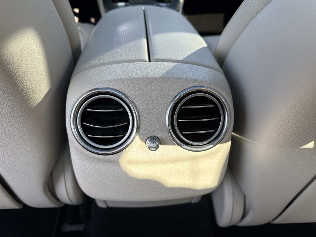 2022 Mercedes Benz E 350 4MATIC photo 12