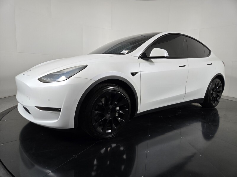 Used 2021 Tesla Model Y Long Range with VIN 5YJYGAEEXMF136751 for sale in Las Vegas, NV