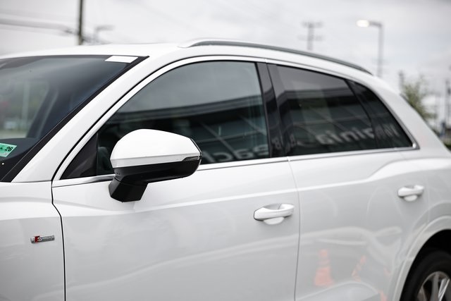 2023 Audi Q3 Premium S line photo 10