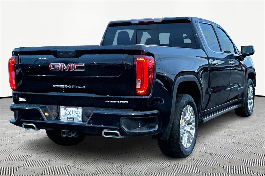 Used 2023 GMC Sierra 1500 Denali Denali with VIN 3GTUUGE84PG348581 for sale in Kansas City