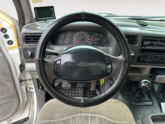 1999 Ford F-550 XL photo 10