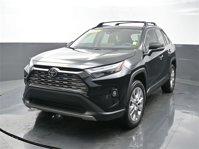 2025 Toyota RAV4 Limited's photo