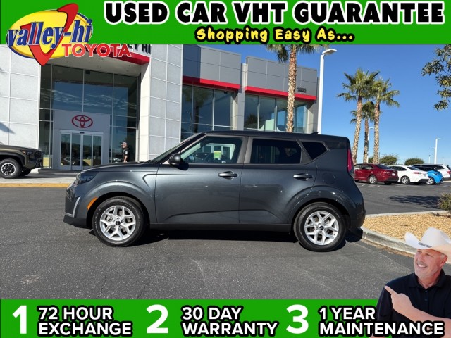 2024 Kia Soul LX's photo