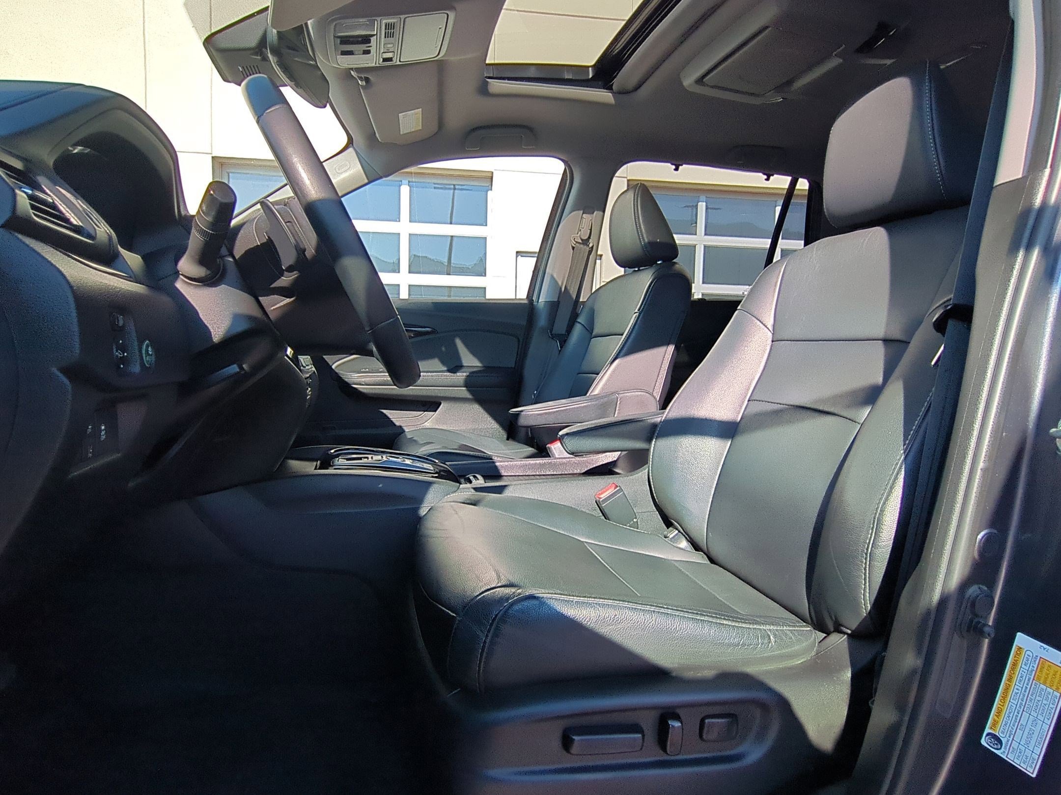 2019 Honda Pilot Touring photo 24