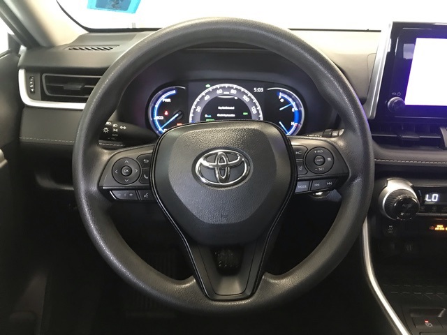 2024 Toyota RAV4 Hybrid XLE photo 17