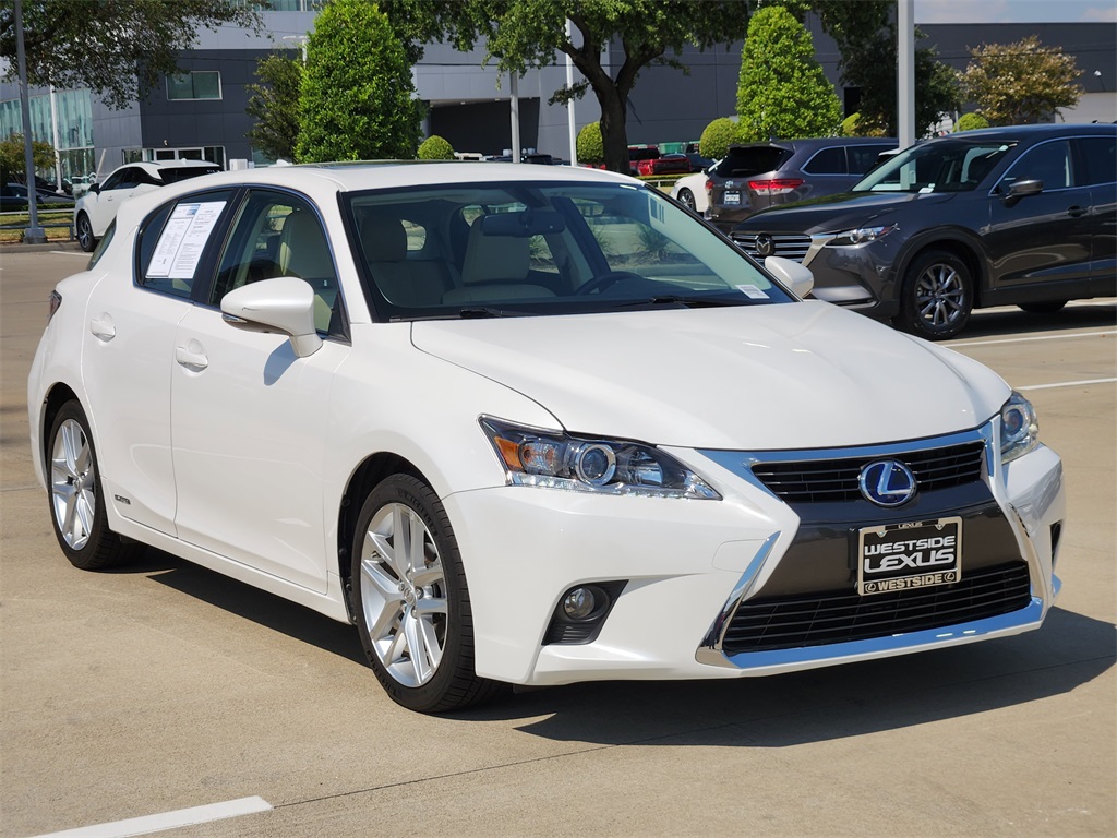 2017 Lexus CT 200h photo 3