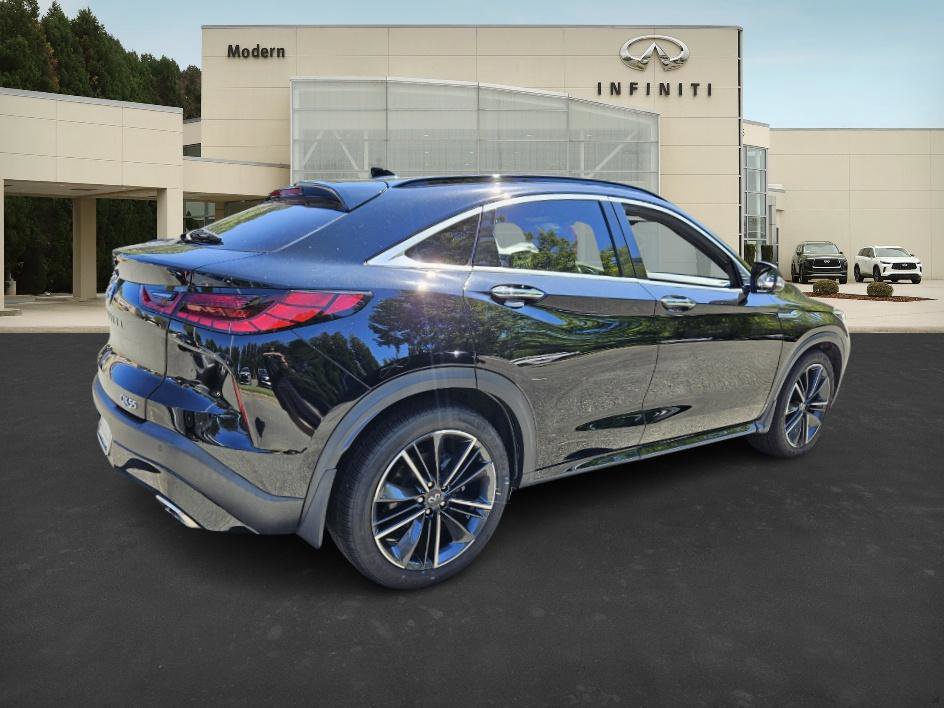 2023 Infiniti QX55 Essential photo 4