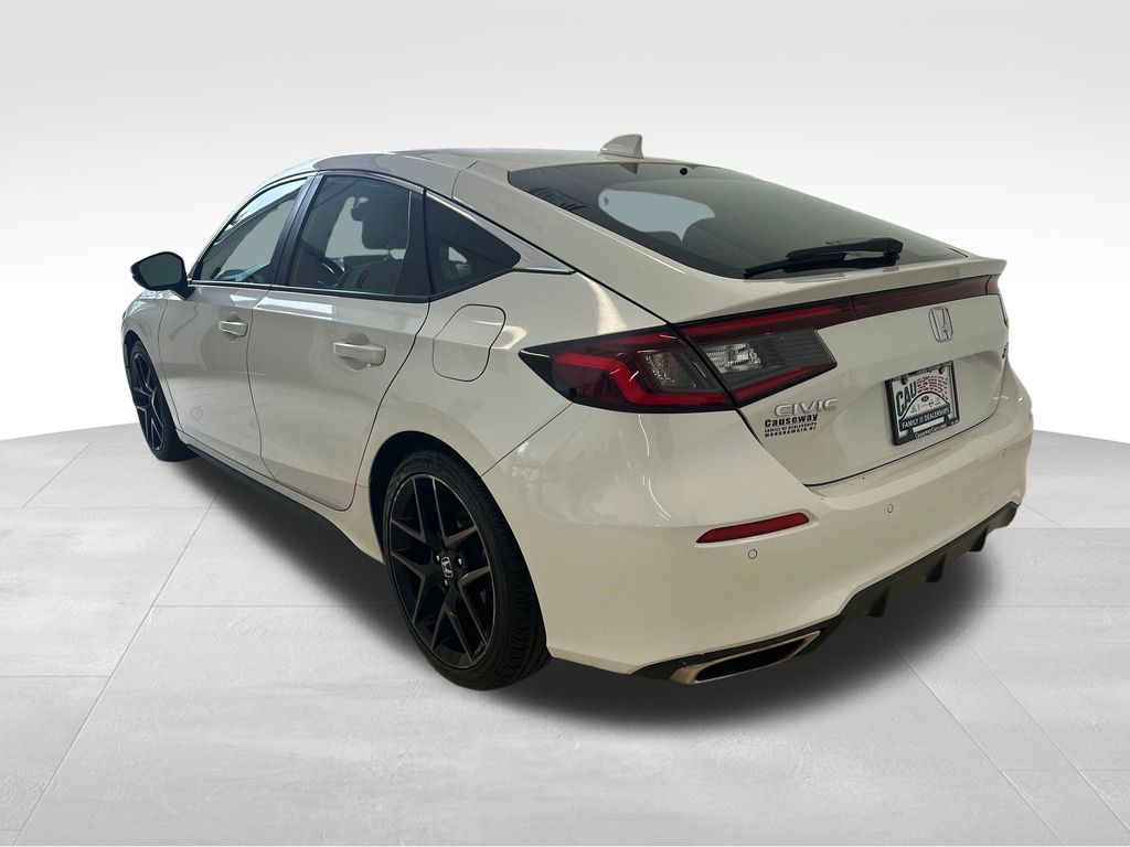 2023 Honda Civic Sport Touring photo 4
