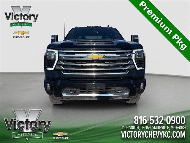 Used 2024 Chevrolet Silverado 3500HD High Country with VIN 1GC4YVEY3RF105776 for sale in Kansas City